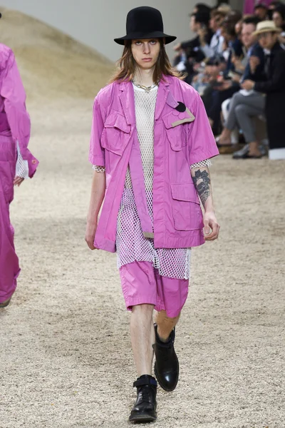 Look 2